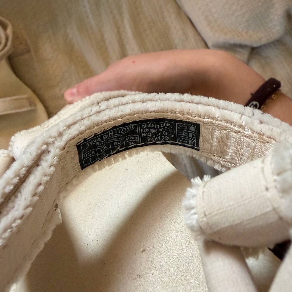 teva cream sandals - Picture 3 of 4